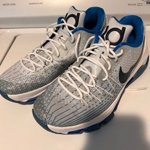 KD8 Basketball Shoes